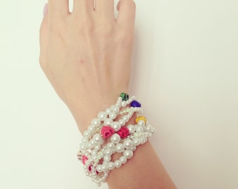 Handmade Pearl Bracelet: Colorful Skull Beads
