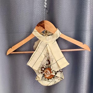 Floral Jabot Cravat, Vintage Scarf Pleated Neck Frill Theatre Costume Ascot
