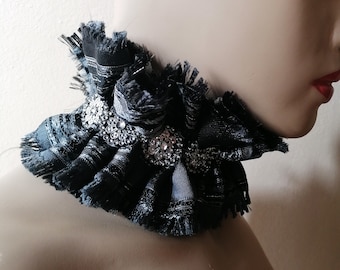 Collier gothique victorien noir et gris à col haut et corset à la mode de style baroque