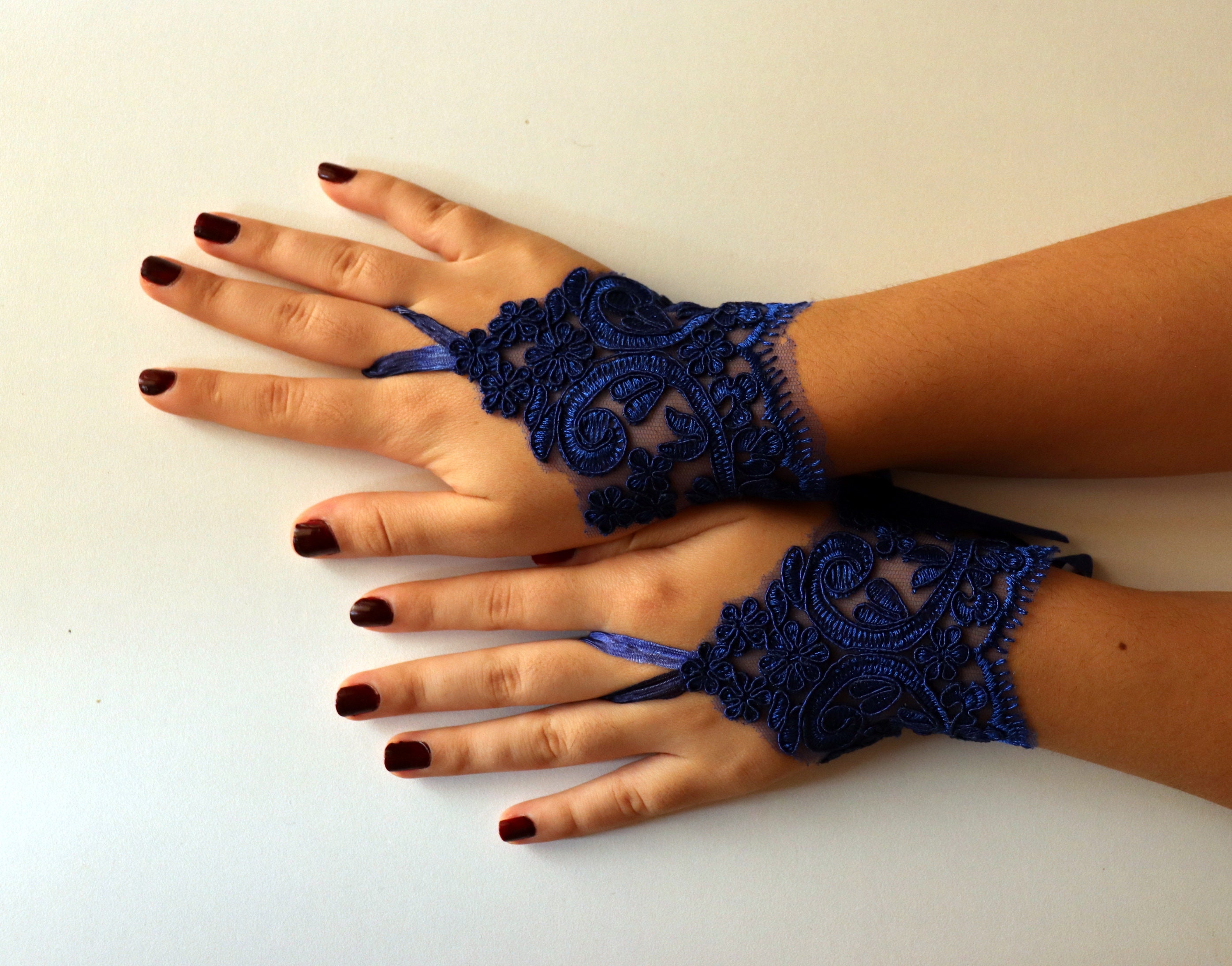 Blue Lace Gloves Blue Wedding Gloves Lace Bridal Wedding Gloves Blue Fingerless Gloves Etsy UK