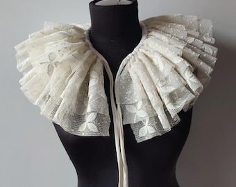 Ruffled Lace clown collar 3 layers ivory pierrot collar