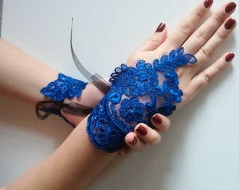 Blue fingerless lace gloves, Turquoise wedding wrist corsage