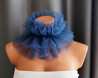 Ultramarin Blau Tüll Clown Kragen Silber Glitzer Halsschmuck
