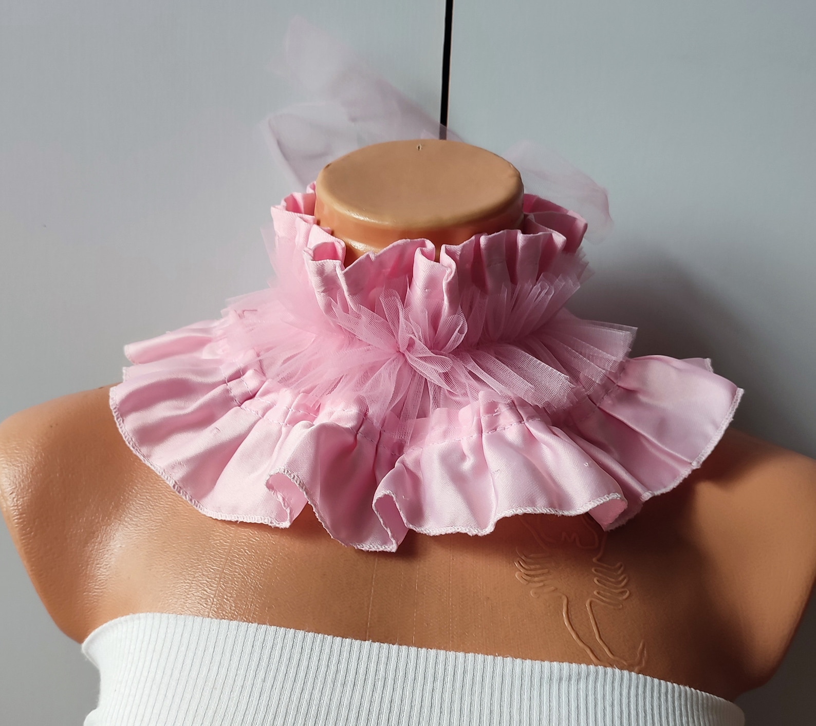 Short Front Ruffle Collar Pink Ruffle Collar, Victorian Style Vintage Fabric and Tulle Neck Ruff ...