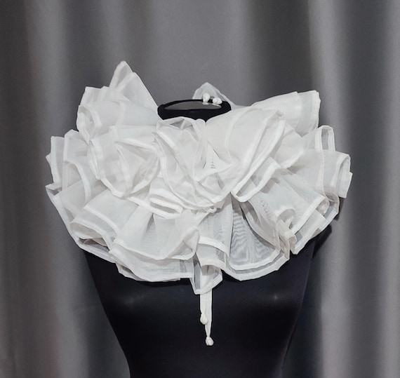 Huge ruffle clown collar ruff, big neck collar costume accessory