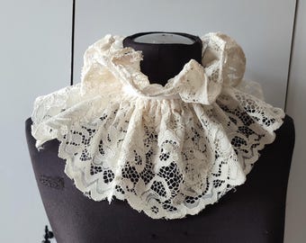 Lace ruffle collars, Victorian style ivory beige ruffled neck ruff