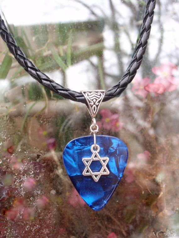 Jewish Star of David Necklace, Hebrew Faith Guitar Pick Jewelry