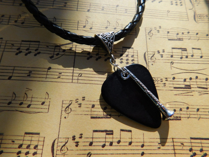 Details about   Clarinet Necklace Silver Plate 18" Figaro Chain Orchestra Symphony Band Music 