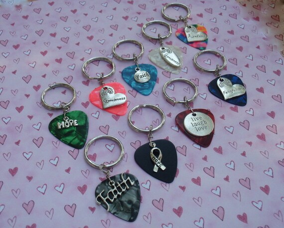 Faith Hope Key Chain, 16 Colors Choice Guitar Pick, Gentleness
