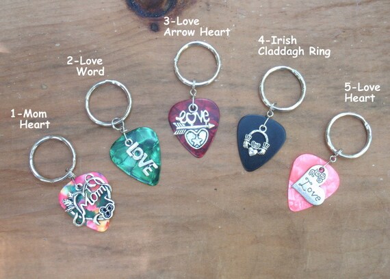 【LES CLEIAS】LOVE MOMキーホルダー Love Key Chain, 16 Colors Available, Choice Love, Mom