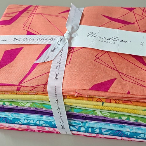 Half-Yard Cut Bundle - Stellar Fractals Geometric 20 Pieces Quilter's shops Cotton Precuts Boundless Fabrics by Craftsy (crfty00480819) M540.06