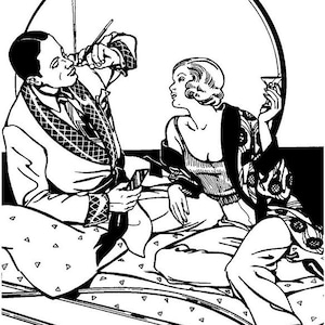 Może przedstawiać: Czarno-biała ilustracja pary siedzącej na kanapie. Mężczyzna ma na sobie szlafrok, a kobieta sukienkę i szlafrok. Kobieta trzyma kieliszek wina.