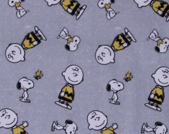 Cotton Peanuts Comics Characters Charlie Brown and Snoopy Woodstock on Gray Kids Cotton Fabric Print by the Yard (68133-6510715) D469.27