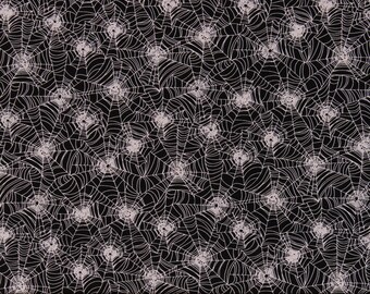 cuts continuously Black Halloween Web Fabric GAIL CG7786-100/% Cotton