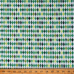 Cotton Saint Patrick&#39;s Day Harlequin Pattern Argyle Celebrations Green Cotton Fabric Print by the Yard (10137-71GREEN) D568.99