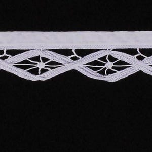 White Battenberg Lace Renaissance Trim Trimming Edging Border Lace Fabric By the Yard - 1in Wide (M410.09)