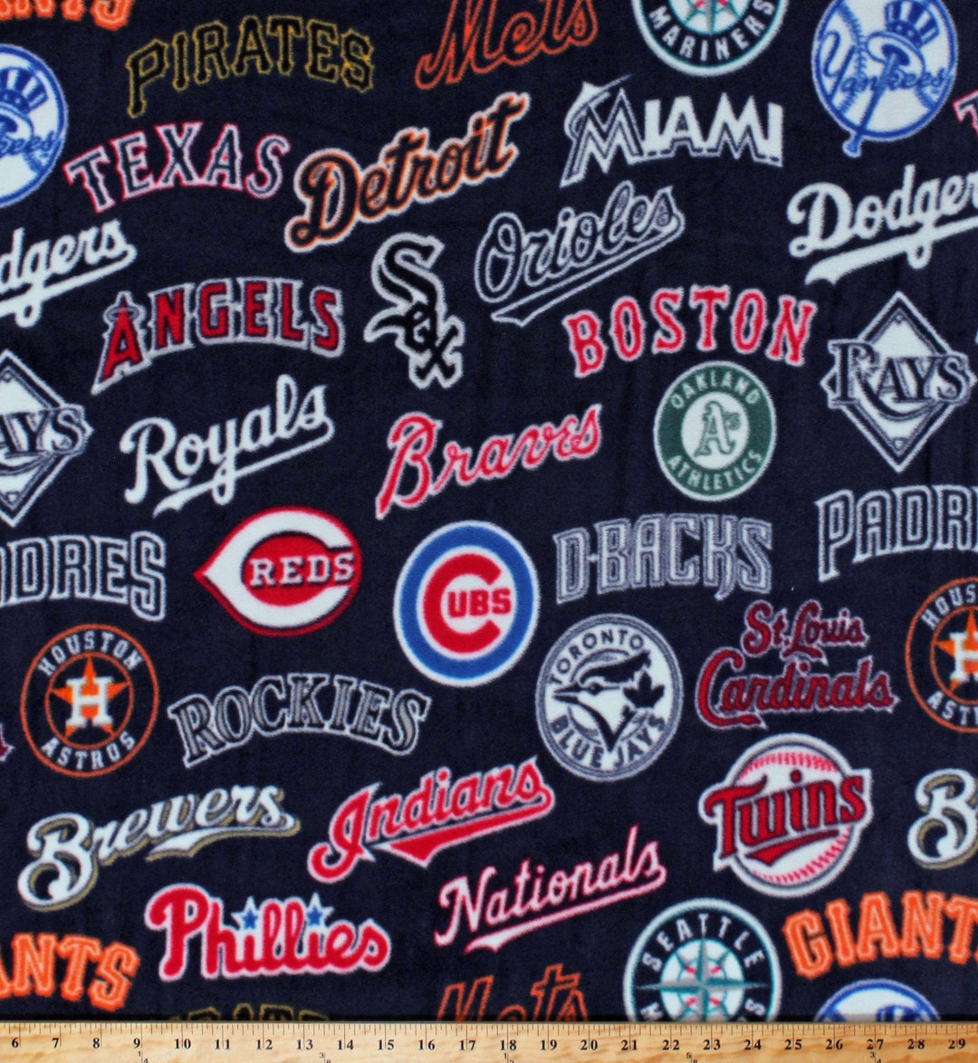  Fleece New York Yankees Logo on Navy MLB Sports Team Baseball  Fleece Fabric Print by The Yard s6569-bf : Sports & Outdoors
