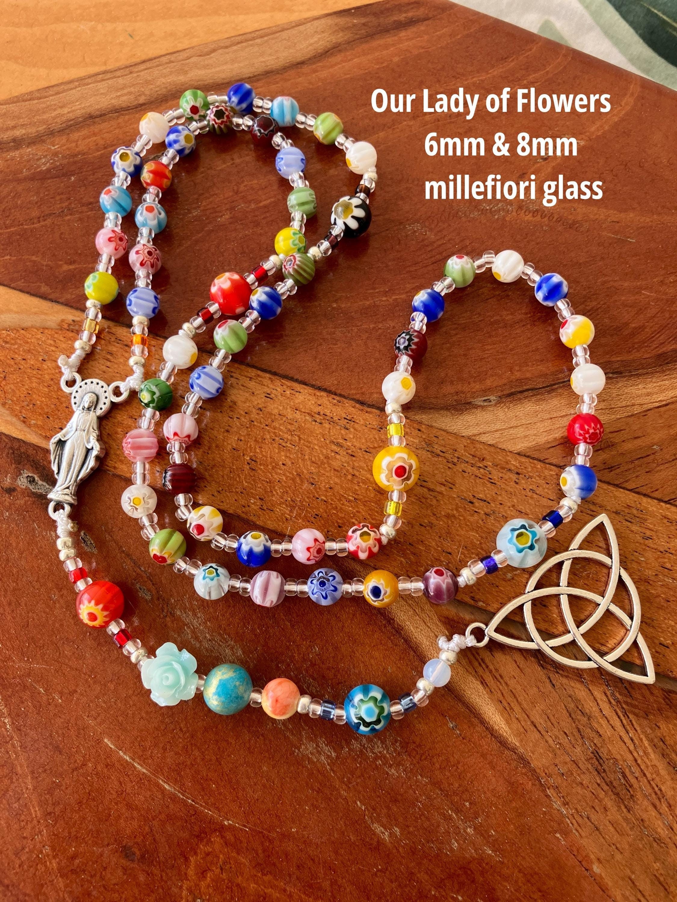 Rosenkranz Unserer Lieben Frau von Blumen Millefiori Glasperle mit Triquetra Triquetra
