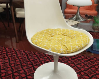 Single Knoll Tulip Side Chair