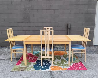 House of Denmark Dining Set