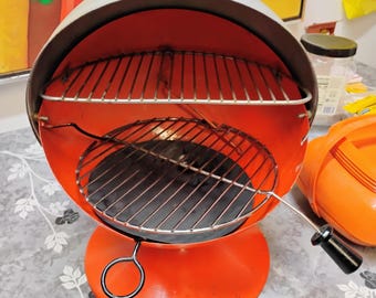 Retro Space Age Table Top Ball-B Que Grill William Wiggins That 70s Show