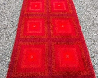 Retro Shag Rug