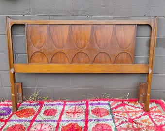 Broyhill Brasila QUEEN Headboard