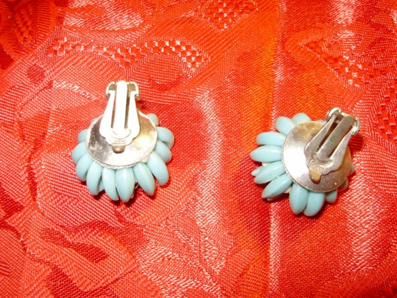 Turquoise and White clip on earrings - image 2