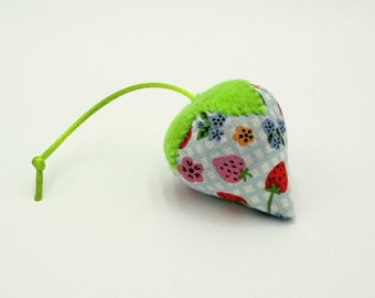 Catnip Strawberry Cat Toy: Playful Kitten Gift