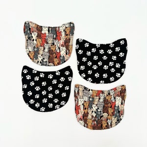 Cartoon cat face coasters, quilted set of 4, many cats coasters, reversible mug rug, cat treat mat, paw prints on the back side