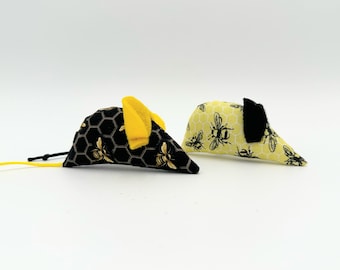 Catnip mice cat toys, Set of 2 Bee catnip mice, yellow black, bees