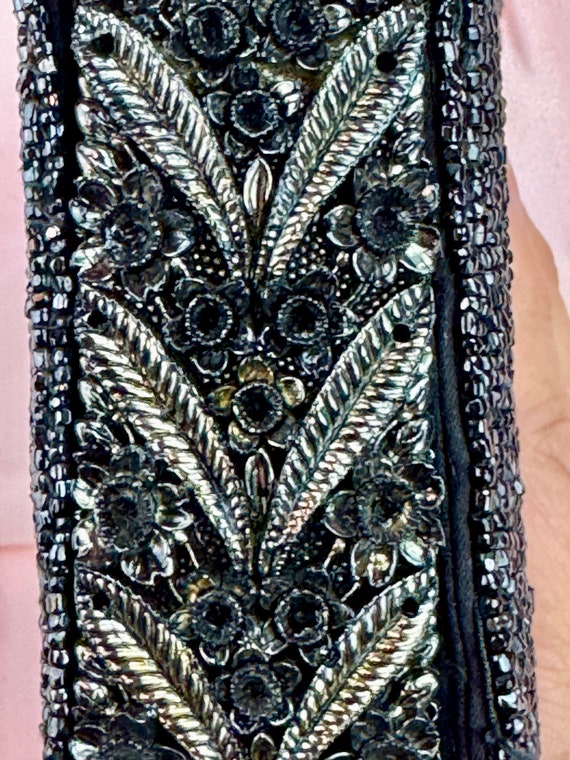 1930s Rectangular black beaded evening purse with… - image 4