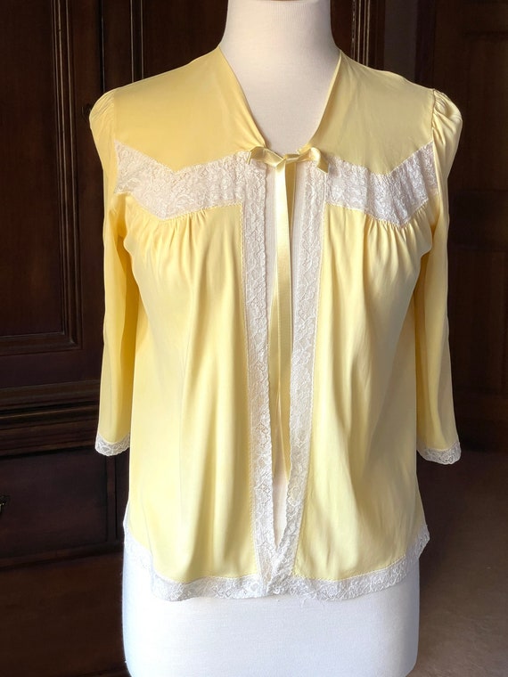 1960s Lorraine women's medium vintage bed jacket … - image 2