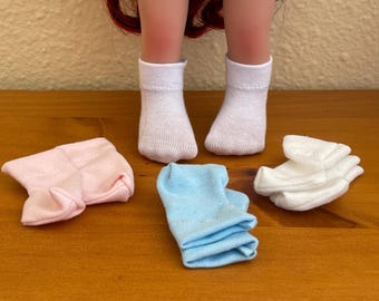 4 pair socks for 12" Nines d'Onil Mia doll