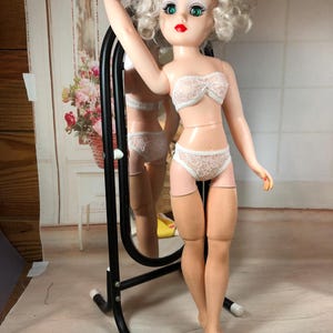 Lingerie set for 21" Modern Cissy doll: includes bra, undies and stockings
