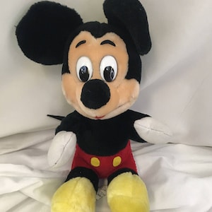 Vintage Disney Disneyland Walt Disney World Plush Mickey Mouse Park Souvenir 9” image 1