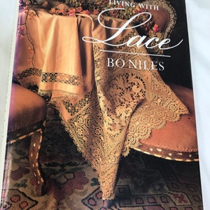 Wohnen mit Spitze von Bo Niles - Hardcover Interior Design Textilbuch