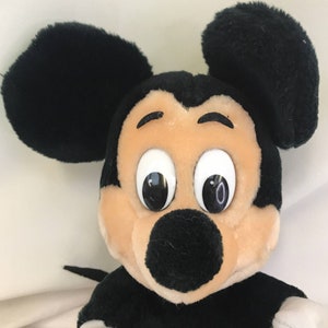 Vintage Disney Disneyland Walt Disney World Plush Mickey Mouse Park Souvenir 9” image 2