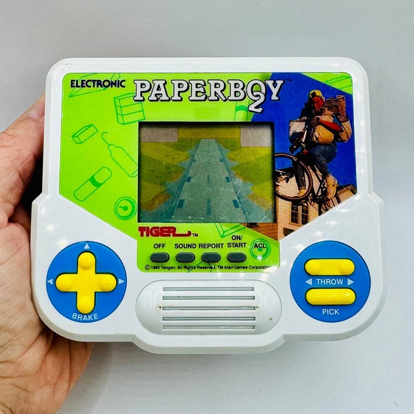 Vintage RARE 1988 Tiger Electronics INC Handheld LCD PaperBoy 2 Game. Works perfectly. Excellent condition.