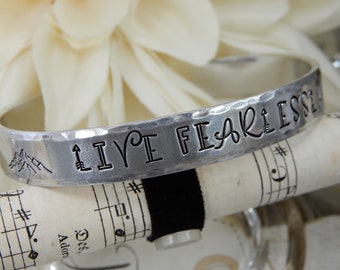 Live Fearlessly, Stamped Cuff, Affirmation Cuff, Inspirational Cuff, Motivation Cuff, Quotation Cuff, Personalized Cuff, Gift For Her