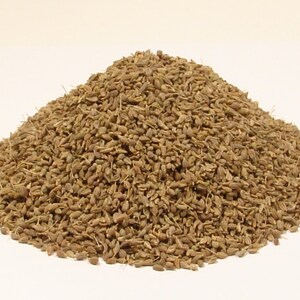 Anise Seed, Whole ( 2 Pounds ) Essential Licorice Flavor in Central Asian Cusine, Cured Meats, Roasted Vegetables