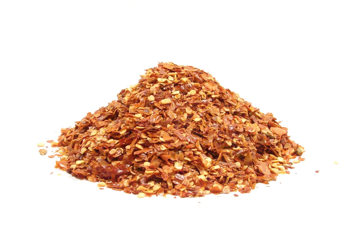 Red Pepper Flakes, Crushed 4oz Pizzeria Style Crushed Hot Red Pepper