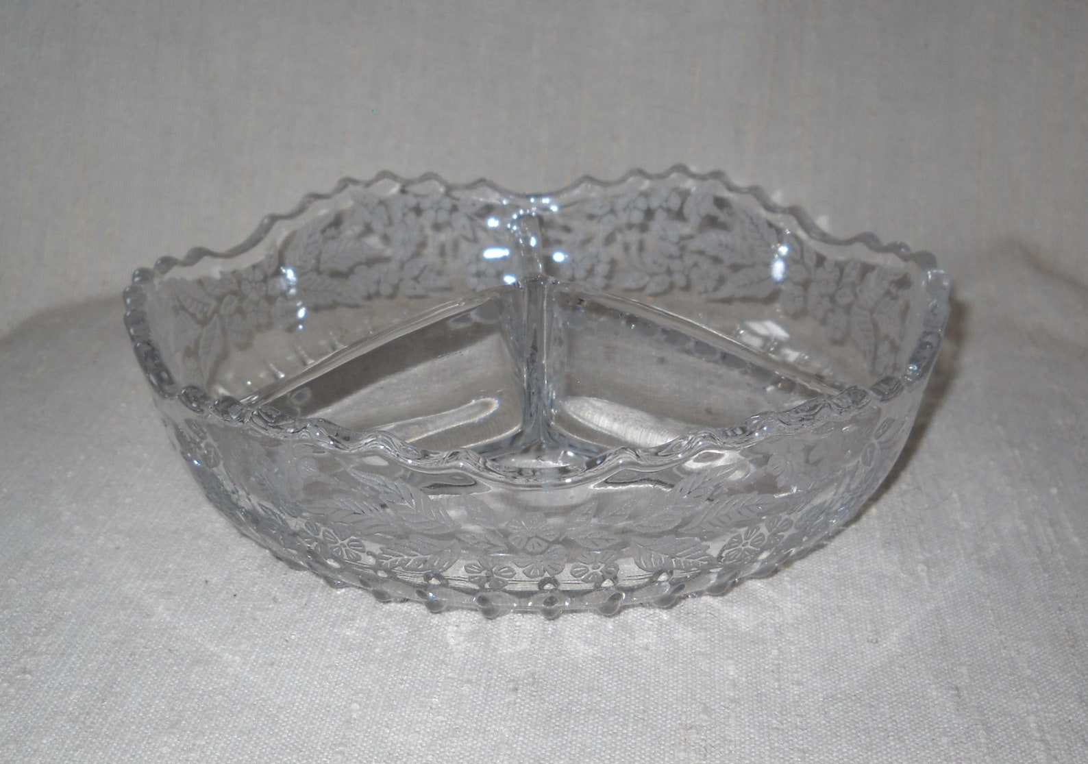 New Martinsville Radiance Divided Candy Dish and Lid with Etsy