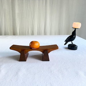 Japanischer Holzständer oder Steher · Skulptur, Ikebana oder Kenzan Sockel · Center Cut Out