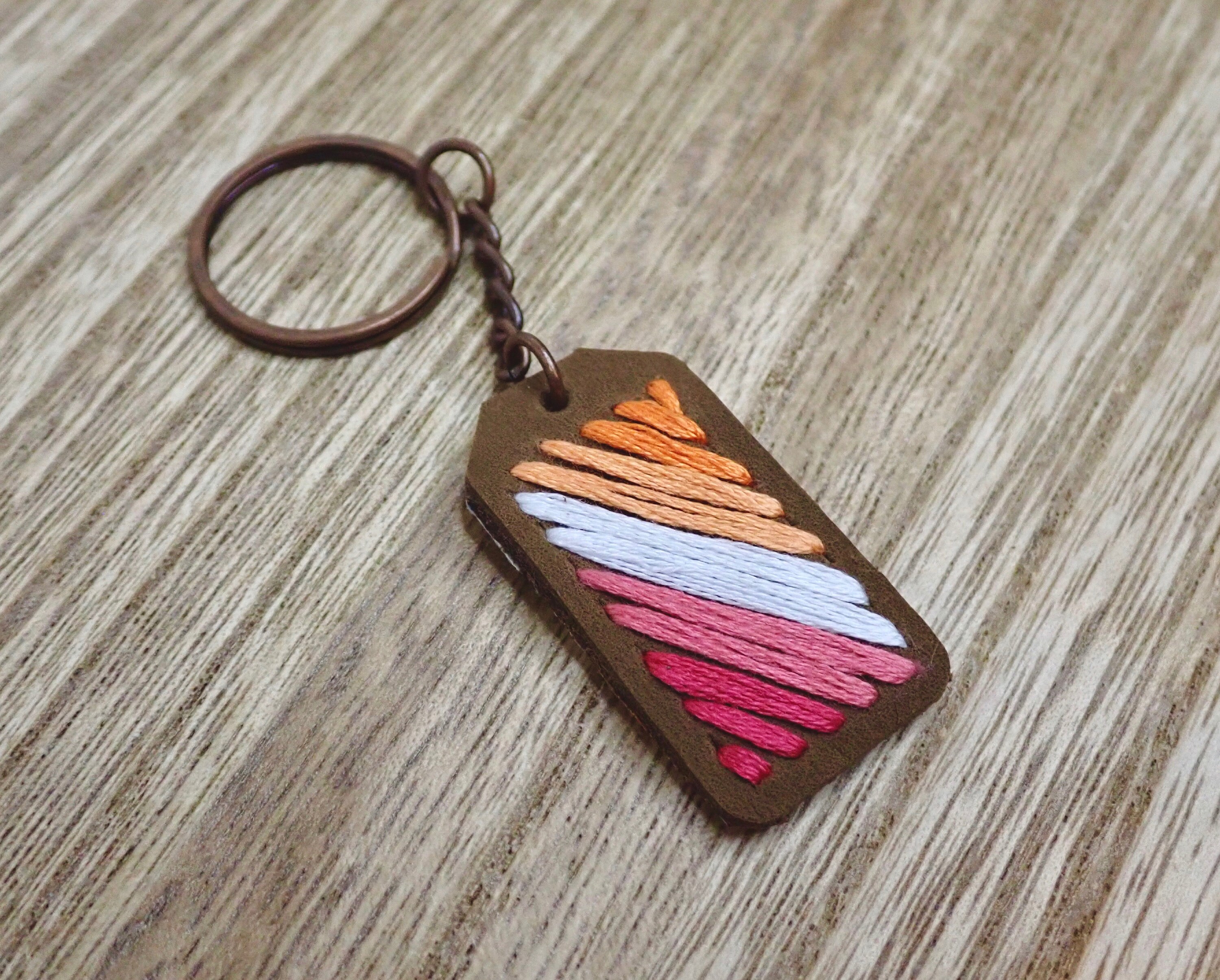 Lesbian Pride Flag Embroidered Leather Keychains, Gay Pride, LGBTQIA+ ...