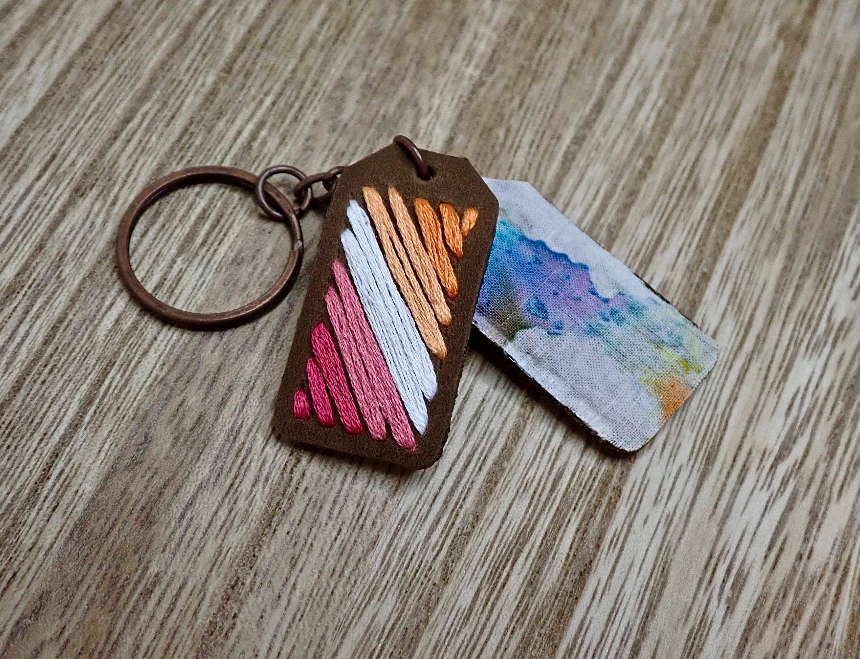 Lesbian Pride Flag Embroidered Leather Keychains, Gay Pride, LGBTQIA+ ...