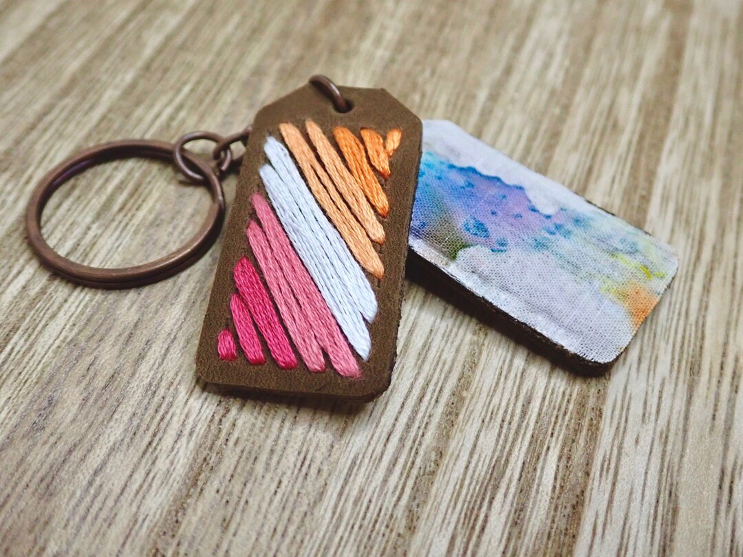 Lesbian Pride Flag Embroidered Leather Keychains, Gay Pride, LGBTQIA+ ...
