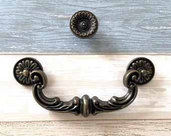 6 po. Style vintage tirette de tiroir en bronze antique pour armoire, poignées pivotantes, bouton de commode, anneau de traction, matériel LynnsGraceland