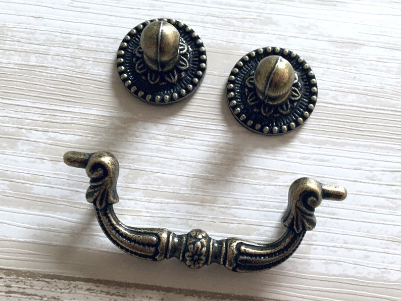 2.5 Vintage Style Bail Drawer Pulls Handle Dresser Pull | Etsy