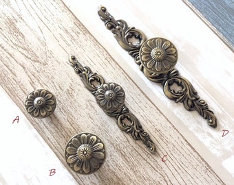 Antique Bronze Flower Knob Cabinet Pulls Floral Knobs Dresser Pull Back Plate Drawer Pulls Knobs Kitchen Door Handles Plates Lynns Graceland